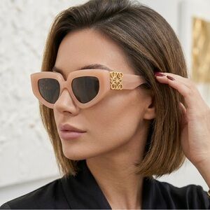 New, LOEWE Sunglasses LW40154U 72E Authentic